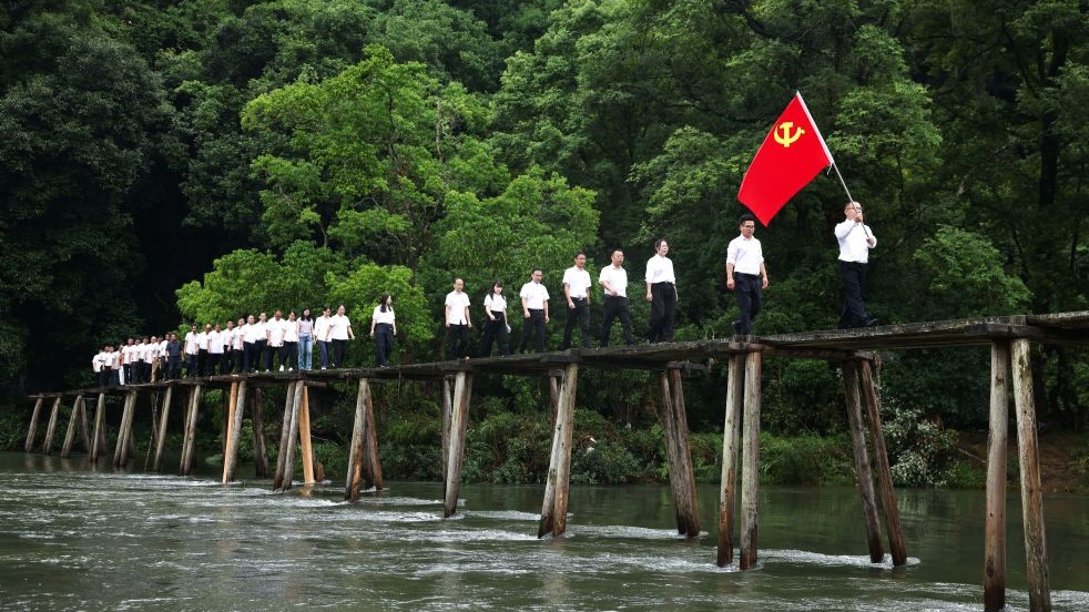 烏克蘭危機爆發後俄首都居民區首次遭襲，普京發聲！